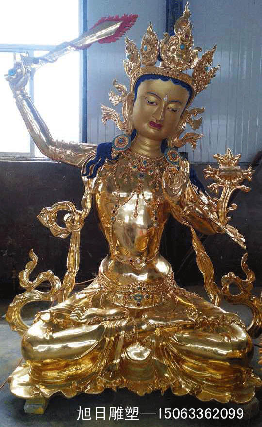 贴金雕塑