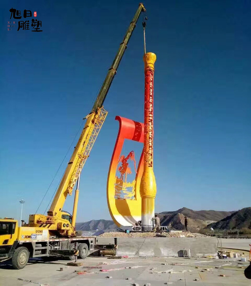 甘肃不锈钢雕塑304材质高度25米