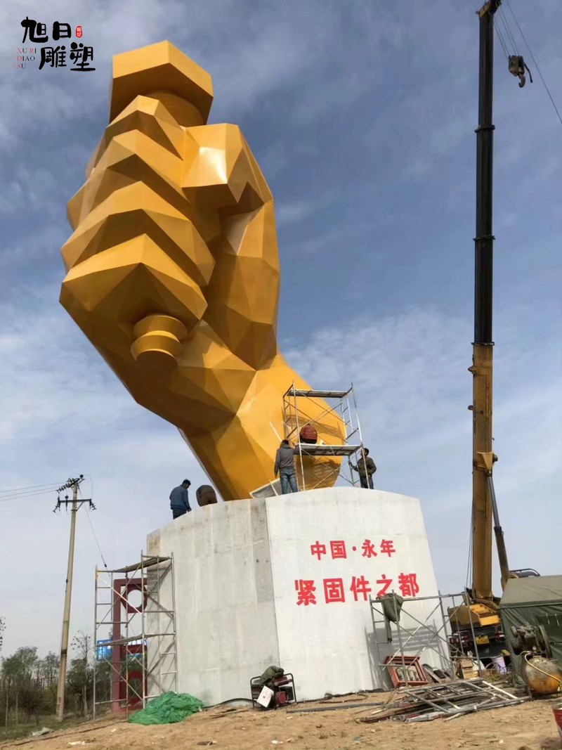 河北永年不锈钢雕塑304材质高度12米