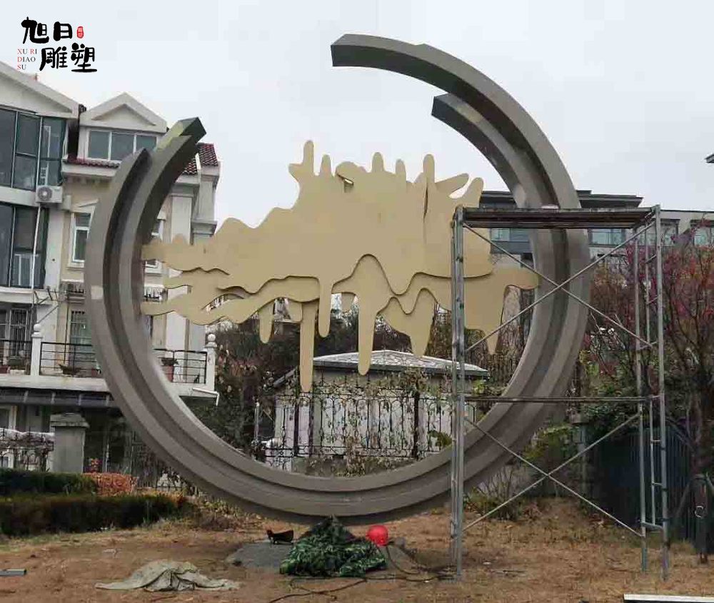 滨州不锈钢氟碳油漆雕塑高5米